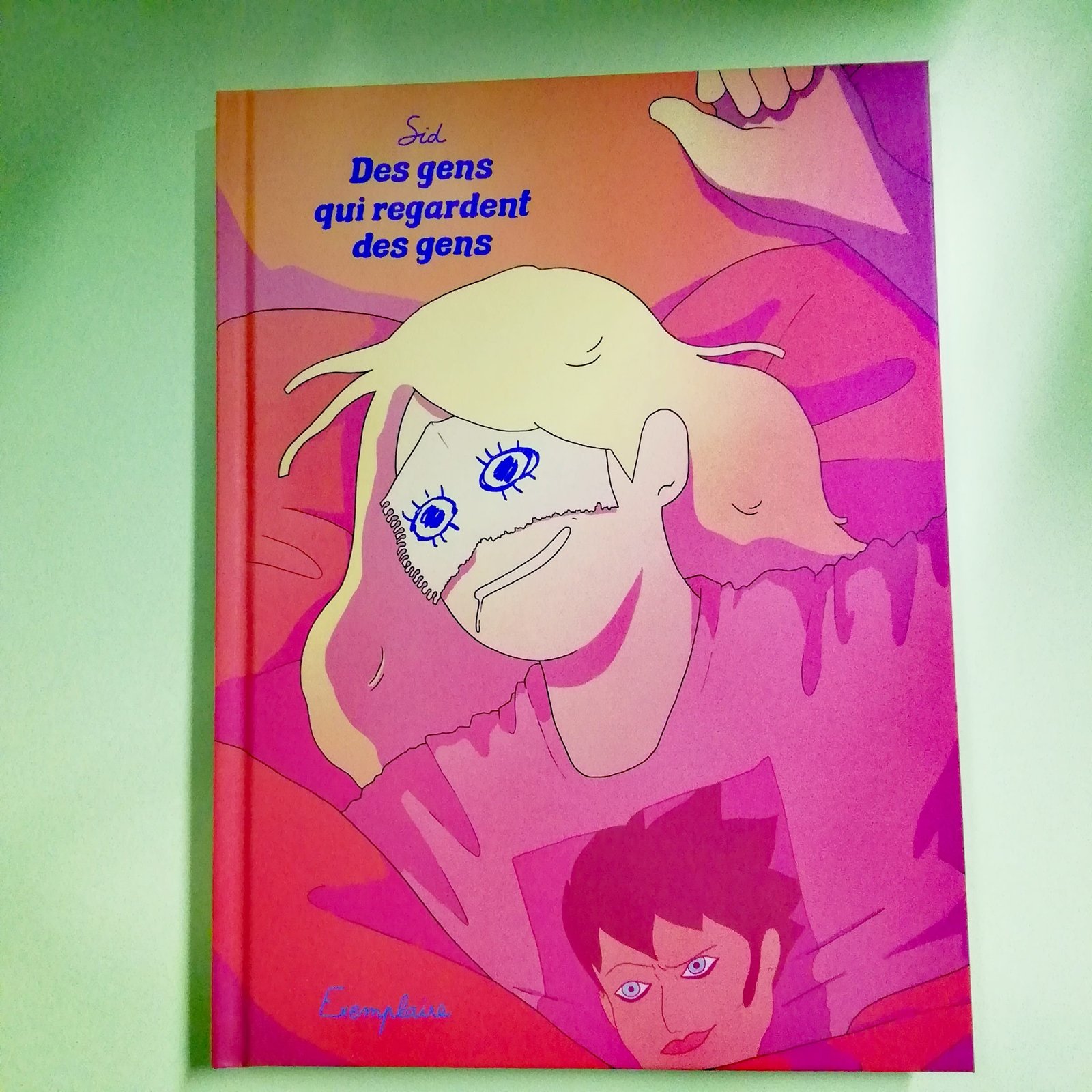 sid des gens qui regardent des gens des gens qui regardent des gens